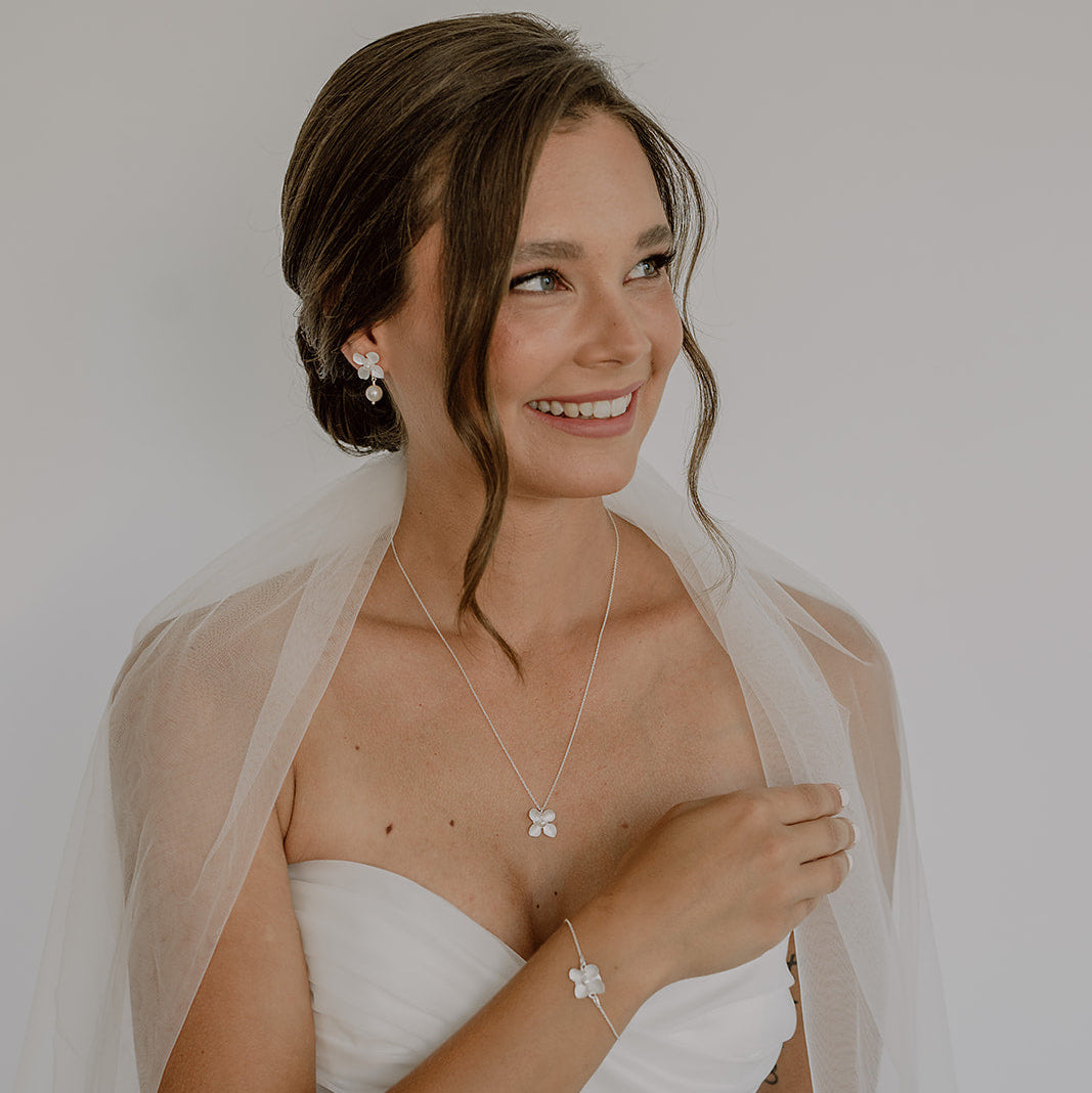 Victoria | Brautschmuck Set mit Blüten